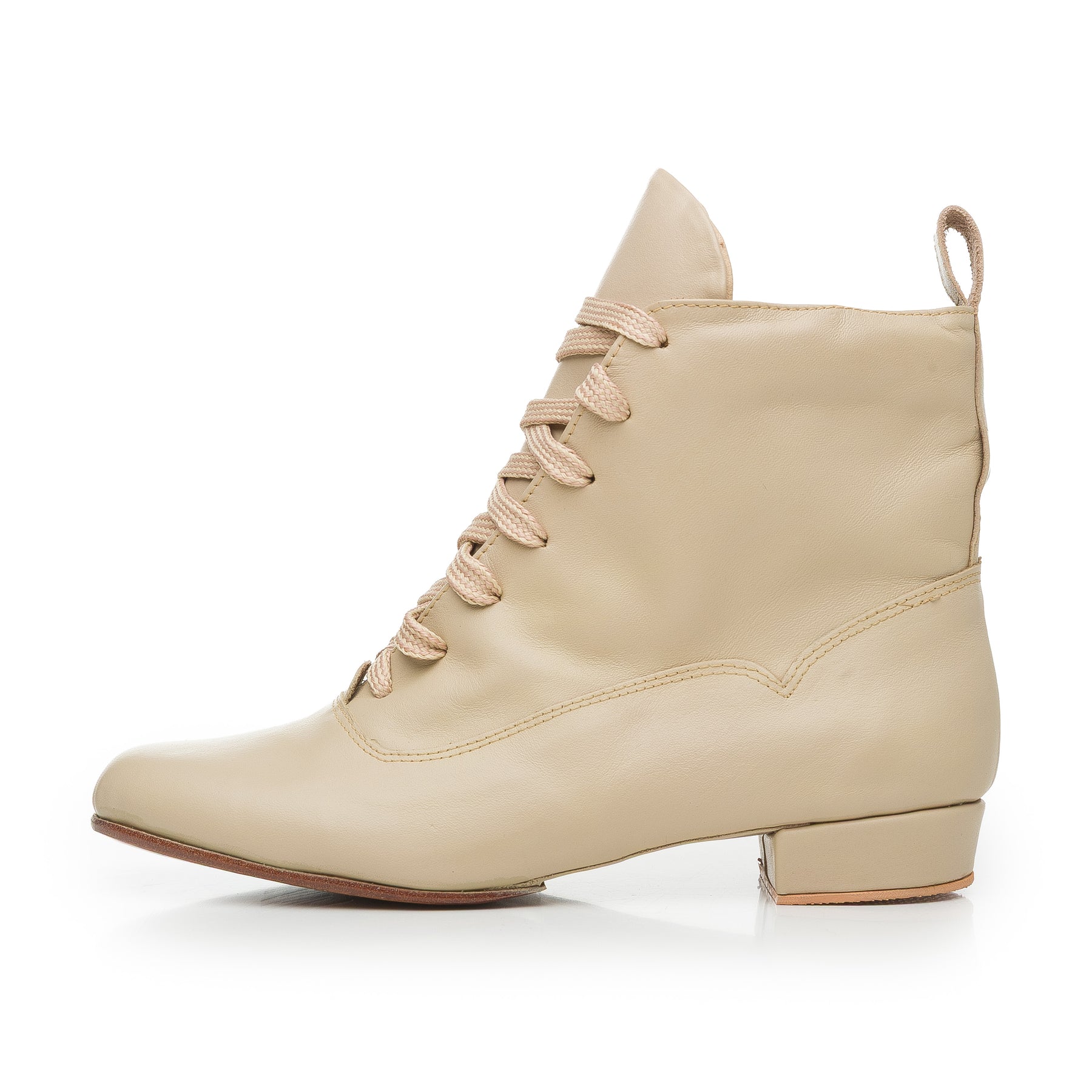 Lace Up Boots Classic