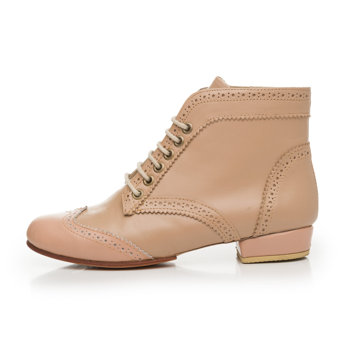 Lace Up Boots Curvy